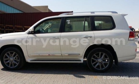 Buy Import Toyota Land Cruiser White Car in Import - Dubai in Namibia Buy Import Toyota Land Cruiser White Car in Import - Dubai in Namibia