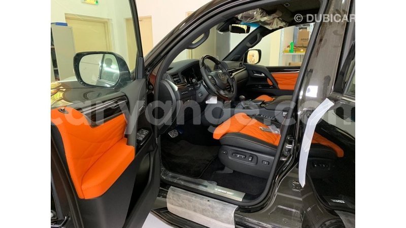 Big with watermark 0fca3519 51b2 41e4 8023 1052e65d22d7