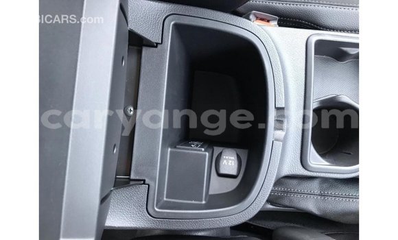 Acheter Import Voiture Mercedes-Benz 250 Rouge à Import - Dubai, Namibie Acheter Import Voiture Mercedes-Benz 250 Rouge à Import - Dubai, Namibie