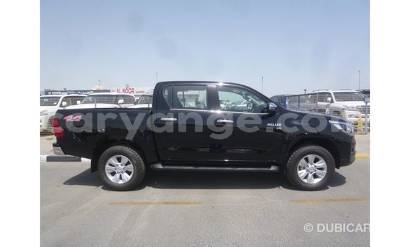 Acheter Import Voiture Toyota Hilux Noir à Import - Dubai, Namibie Acheter Import Voiture Toyota Hilux Noir à Import - Dubai, Namibie