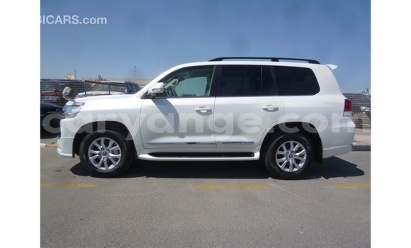 Buy Import Toyota Land Cruiser White Car in Import - Dubai in Namibia Buy Import Toyota Land Cruiser White Car in Import - Dubai in Namibia