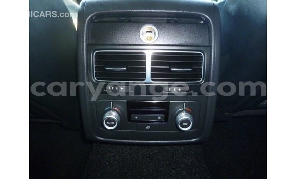 Acheter Import Voiture Volkswagen Touareg Blanc à Import - Dubai, Namibie Acheter Import Voiture Volkswagen Touareg Blanc à Import - Dubai, Namibie