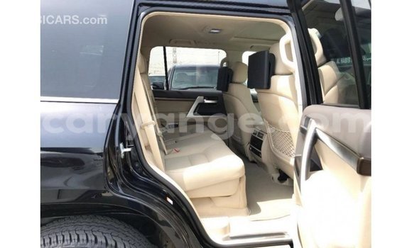 Buy Import Toyota Land Cruiser Black Car in Import - Dubai in Namibia Buy Import Toyota Land Cruiser Black Car in Import - Dubai in Namibia