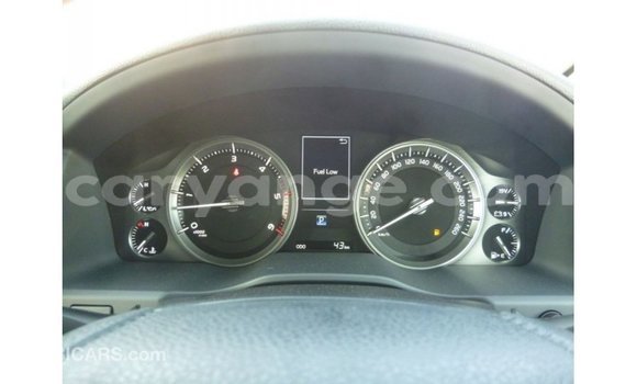 Acheter Import Voiture Toyota Land Cruiser Noir à Import - Dubai, Namibie Acheter Import Voiture Toyota Land Cruiser Noir à Import - Dubai, Namibie