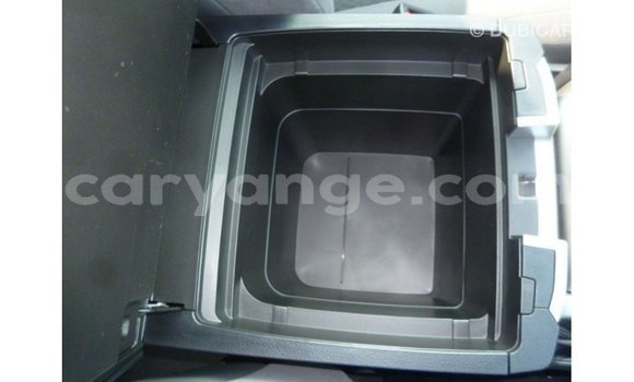 Acheter Import Voiture Toyota Land Cruiser Noir à Import - Dubai, Namibie Acheter Import Voiture Toyota Land Cruiser Noir à Import - Dubai, Namibie