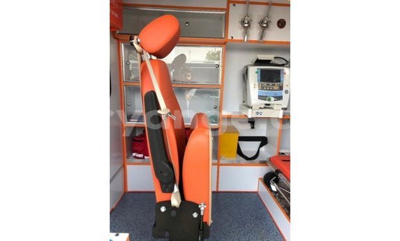 Acheter Import Voiture Toyota 4Runner Blanc à Import - Dubai, Namibie Acheter Import Voiture Toyota 4Runner Blanc à Import - Dubai, Namibie