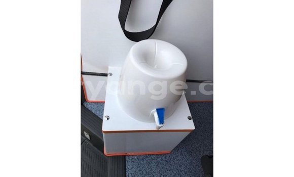 Acheter Import Voiture Toyota 4Runner Blanc à Import - Dubai, Namibie Acheter Import Voiture Toyota 4Runner Blanc à Import - Dubai, Namibie