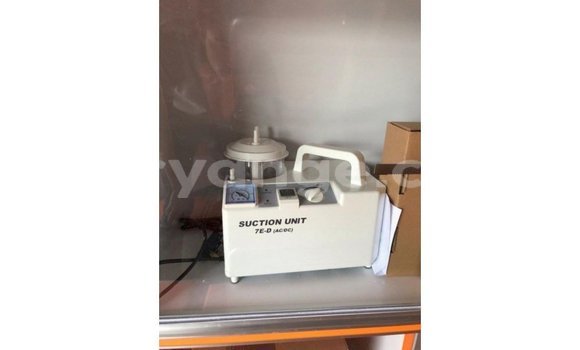 Acheter Import Voiture Toyota 4Runner Blanc à Import - Dubai, Namibie Acheter Import Voiture Toyota 4Runner Blanc à Import - Dubai, Namibie