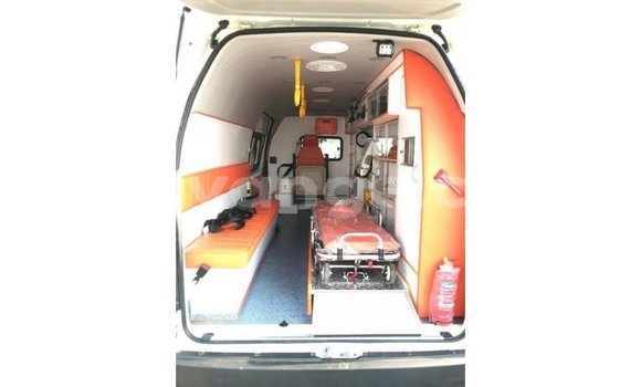 Buy Import Toyota 4Runner White Car in Import - Dubai in Namibia Buy Import Toyota 4Runner White Car in Import - Dubai in Namibia