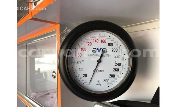 Buy Import Toyota 4Runner White Car in Import - Dubai in Namibia Buy Import Toyota 4Runner White Car in Import - Dubai in Namibia