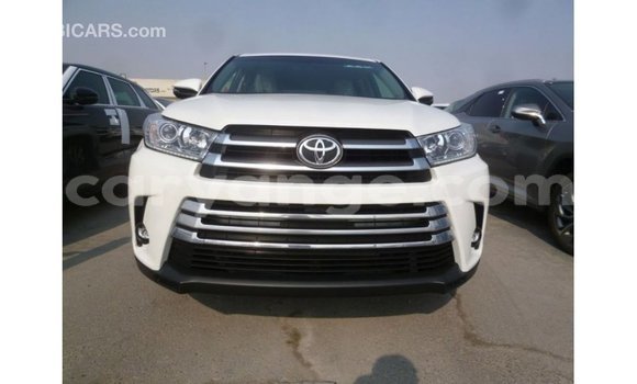 Buy Import Toyota Kluger White Car in Import - Dubai in Namibia Buy Import Toyota Kluger White Car in Import - Dubai in Namibia