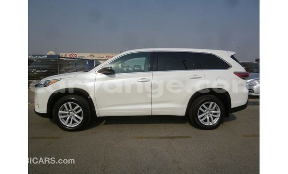 Buy Import Toyota Kluger White Car in Import - Dubai in Namibia Buy Import Toyota Kluger White Car in Import - Dubai in Namibia
