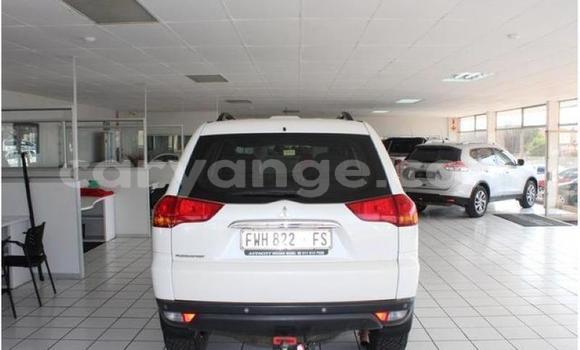 Buy Used Mitsubishi Pajero Sport White Car in Windhoek in Namibia Buy Used Mitsubishi Pajero Sport White Car in Windhoek in Namibia