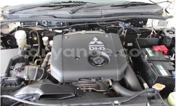 Buy Used Mitsubishi Pajero Sport White Car in Windhoek in Namibia Buy Used Mitsubishi Pajero Sport White Car in Windhoek in Namibia