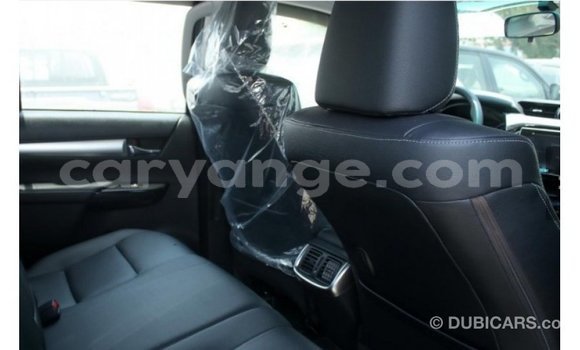 Acheter Import Voiture Toyota Hilux Autre à Import - Dubai, Namibie Acheter Import Voiture Toyota Hilux Autre à Import - Dubai, Namibie