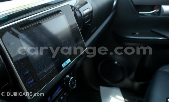 Acheter Import Voiture Toyota Hilux Autre à Import - Dubai, Namibie Acheter Import Voiture Toyota Hilux Autre à Import - Dubai, Namibie