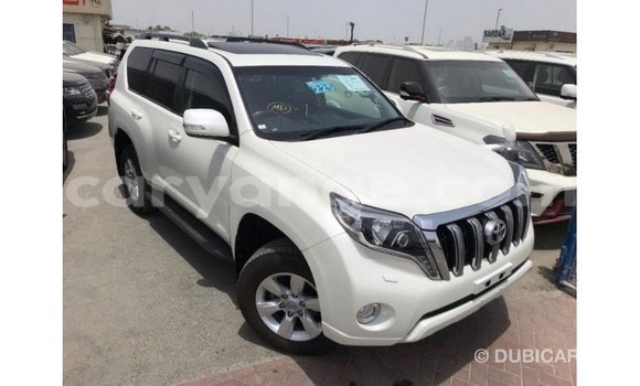 Acheter Import Voiture Toyota Prado Blanc à Import - Dubai, Namibie Acheter Import Voiture Toyota Prado Blanc à Import - Dubai, Namibie