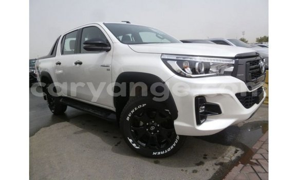 Acheter Import Voiture Toyota Hilux Blanc à Import - Dubai, Namibie Acheter Import Voiture Toyota Hilux Blanc à Import - Dubai, Namibie