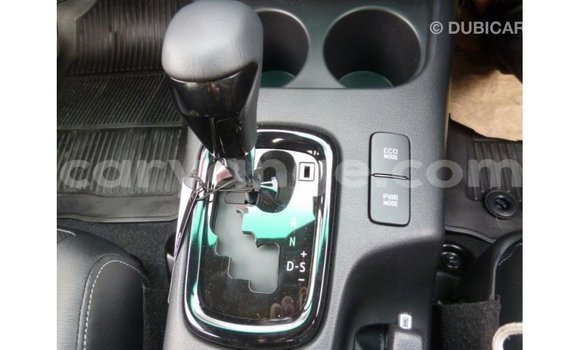 Acheter Import Voiture Toyota Hilux Blanc à Import - Dubai, Namibie Acheter Import Voiture Toyota Hilux Blanc à Import - Dubai, Namibie