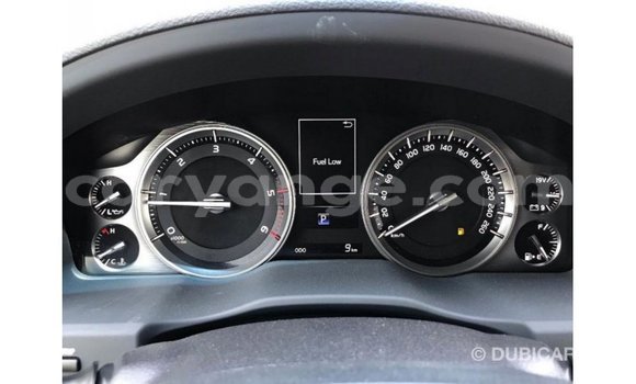 Acheter Import Voiture Toyota Land Cruiser Noir à Import - Dubai, Namibie Acheter Import Voiture Toyota Land Cruiser Noir à Import - Dubai, Namibie