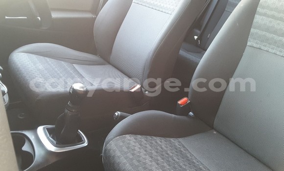 Acheter Occasion Voiture Toyota Yaris Blanc à Windhoek, Namibie Acheter Occasion Voiture Toyota Yaris Blanc à Windhoek, Namibie