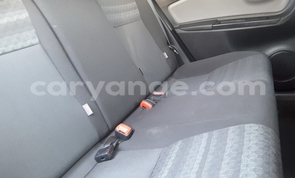 Acheter Occasion Voiture Toyota Yaris Blanc à Windhoek, Namibie Acheter Occasion Voiture Toyota Yaris Blanc à Windhoek, Namibie