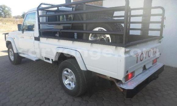 Buy Used Toyota Land Cruiser Other Car in Karasburg in Karas Buy Used Toyota Land Cruiser Other Car in Karasburg in Karas