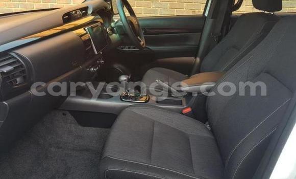 Buy Used Toyota Hilux White Car in Karasburg in Karas Buy Used Toyota Hilux White Car in Karasburg in Karas