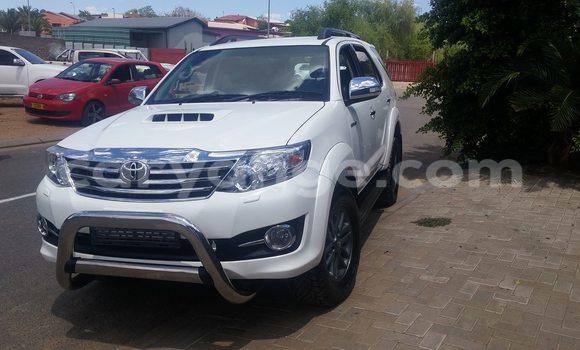 Buy Used Toyota Fortuner White Car in Windhoek in Namibia Buy Used Toyota Fortuner White Car in Windhoek in Namibia