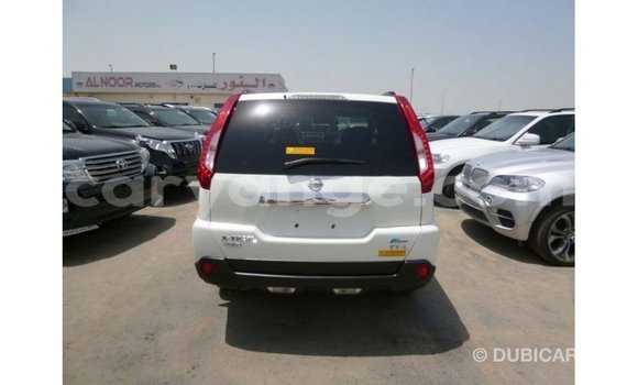 Acheter Import Utilitaire Nissan Evalia Blanc à Import - Dubai, Namibie Acheter Import Utilitaire Nissan Evalia Blanc à Import - Dubai, Namibie