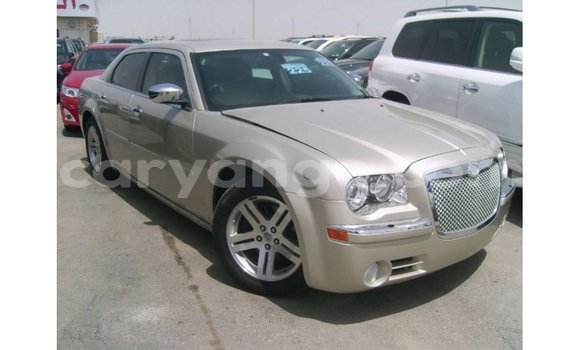 Buy Import Chrysler 300 Beige Car in Import - Dubai in Namibia