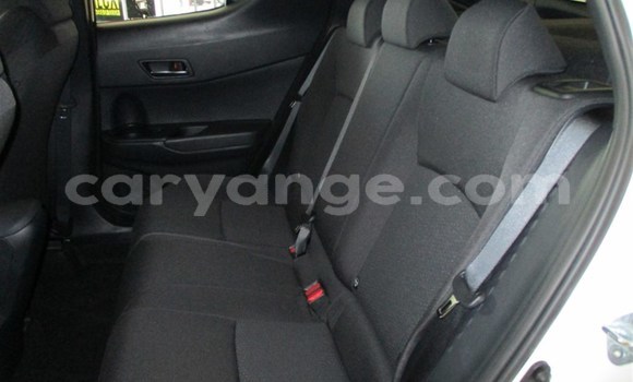 Acheter Occasion Voiture Toyota C-HR Blanc à Gobabis, Omaheke Acheter Occasion Voiture Toyota C-HR Blanc à Gobabis, Omaheke