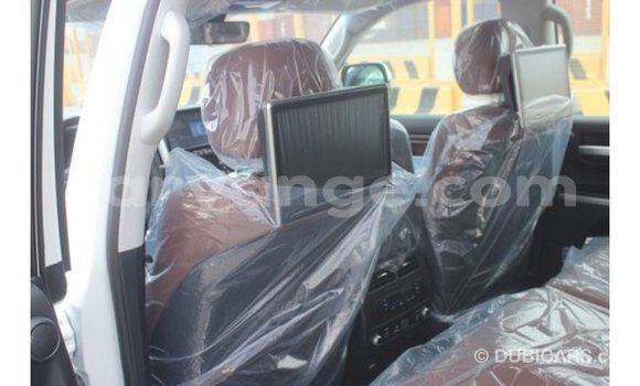Buy Import Toyota Land Cruiser White Car in Import - Dubai in Namibia Buy Import Toyota Land Cruiser White Car in Import - Dubai in Namibia
