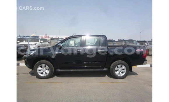 Acheter Import Voiture Toyota Hilux Noir à Import - Dubai, Namibie Acheter Import Voiture Toyota Hilux Noir à Import - Dubai, Namibie