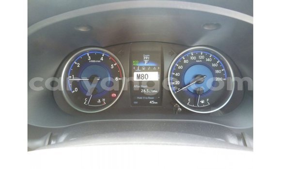 Acheter Import Voiture Toyota Hilux Noir à Import - Dubai, Namibie Acheter Import Voiture Toyota Hilux Noir à Import - Dubai, Namibie