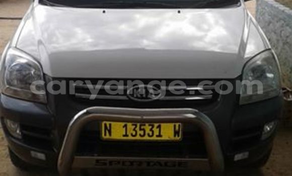 Buy Used Kia Sportage White Car in Windhoek in Namibia