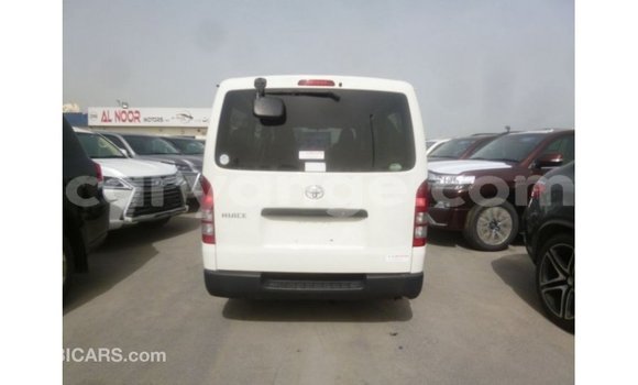 Buy Import Toyota 4Runner White Car in Import - Dubai in Namibia Buy Import Toyota 4Runner White Car in Import - Dubai in Namibia