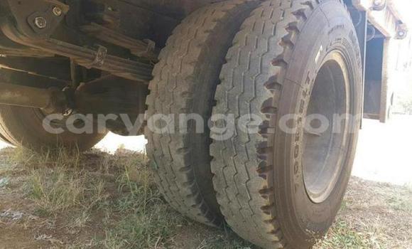 Acheter Occasion Voiture Toyota Dyna Blanc à Windhoek, Namibie Acheter Occasion Voiture Toyota Dyna Blanc à Windhoek, Namibie