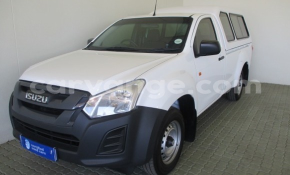 Acheter Occasion Voiture Isuzu KB Blanc à Karasburg, Karas Acheter Occasion Voiture Isuzu KB Blanc à Karasburg, Karas