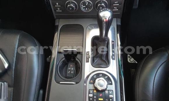 Acheter Occasion Voiture Land Rover Range Rover Vogue Blanc à Windhoek, Namibie Acheter Occasion Voiture Land Rover Range Rover Vogue Blanc à Windhoek, Namibie