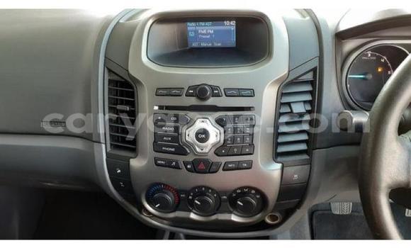 Acheter Occasion Voiture Ford Ranger Blanc à Windhoek, Namibie Acheter Occasion Voiture Ford Ranger Blanc à Windhoek, Namibie