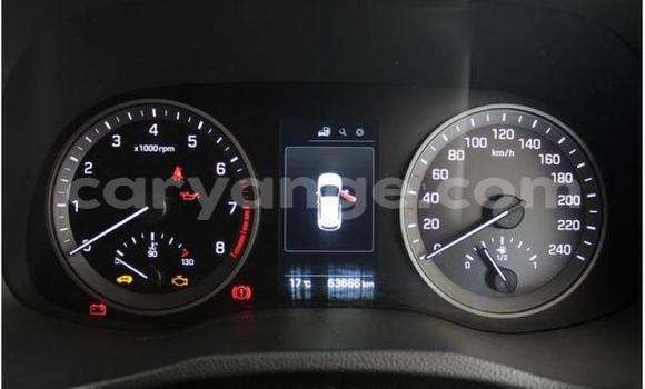 Buy Used Hyundai Tucson White Car in Windhoek in Namibia Buy Used Hyundai Tucson White Car in Windhoek in Namibia