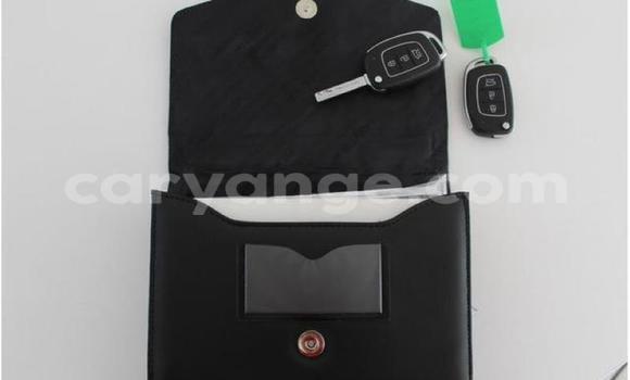 Buy Used Hyundai Tucson White Car in Windhoek in Namibia Buy Used Hyundai Tucson White Car in Windhoek in Namibia