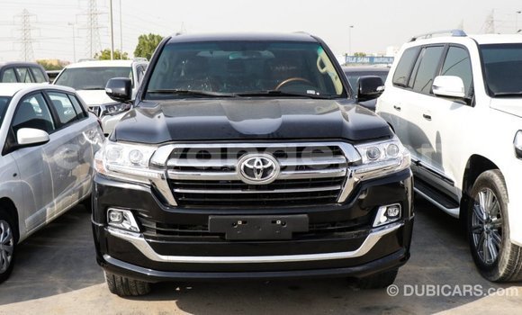 Acheter Import Voiture Toyota Land Cruiser Noir à Import - Dubai, Namibie Acheter Import Voiture Toyota Land Cruiser Noir à Import - Dubai, Namibie