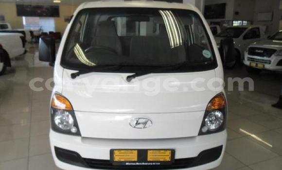 Buy Used Hyundai H1 White Car in Karasburg in Karas Buy Used Hyundai H1 White Car in Karasburg in Karas