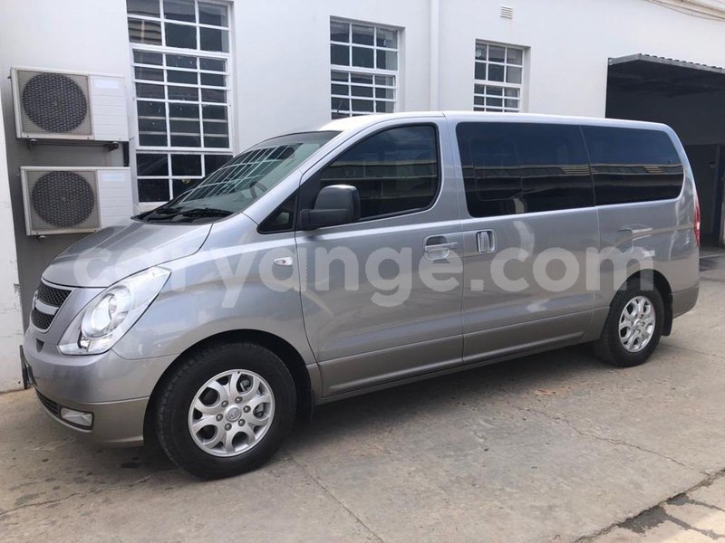Big with watermark hyundai h1 2.5 crdi wagon 2 copy