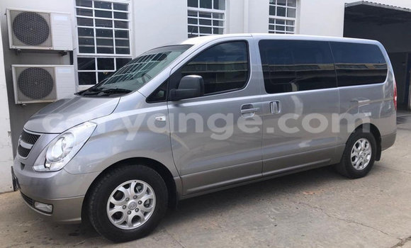 Buy Used Hyundai H1 Silver Car in Windhoek in Namibia Buy Used Hyundai H1 Silver Car in Windhoek in Namibia