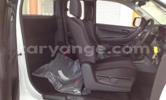 Buy Used Isuzu KB White Car in Windhoek in Namibia Buy Used Isuzu KB White Car in Windhoek in Namibia