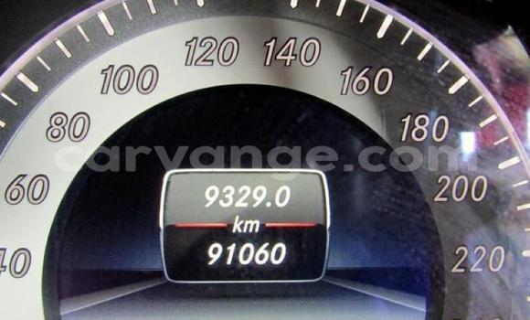 Acheter Occasion Voiture Mercedes-Benz E–Class Blanc à Windhoek, Namibie Acheter Occasion Voiture Mercedes-Benz E–Class Blanc à Windhoek, Namibie