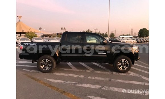 Acheter Import Voiture Toyota Tacoma Noir à Import - Dubai, Namibie Acheter Import Voiture Toyota Tacoma Noir à Import - Dubai, Namibie